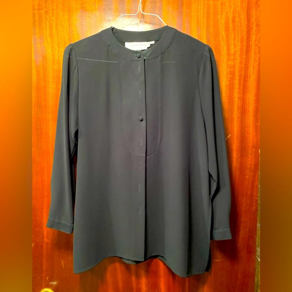 Elegant Black Women's Blouse